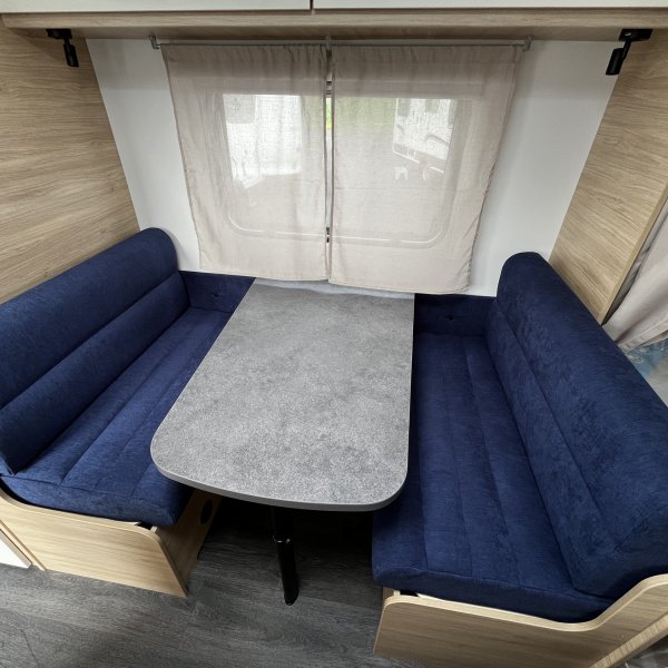 Antoine Caravanes et Camping Car EASY 470 PE Sterckeman