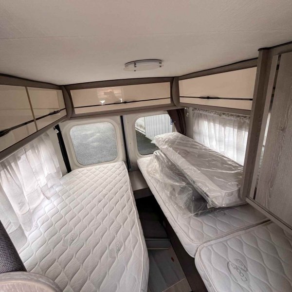 Antoine Caravanes et Camping Car FONT VENDOME DUO VAN Font Vendôme