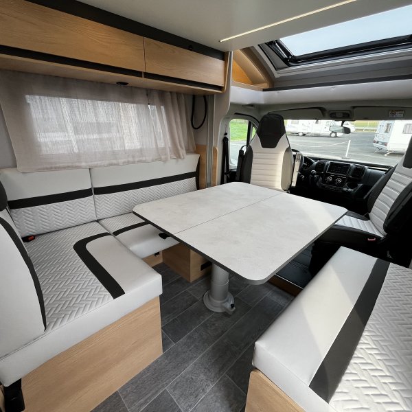 Antoine Caravanes et Camping Car SIENA 396 Giottiline