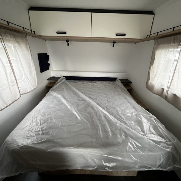 Antoine Caravanes et Camping Car EASY 460 CP Sterckeman