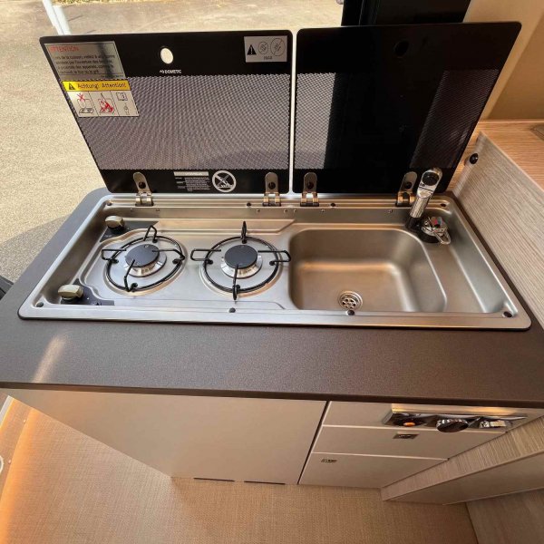 Antoine Caravanes et Camping Car BURSTNER CAMPEO C 540 4*4 Burstner