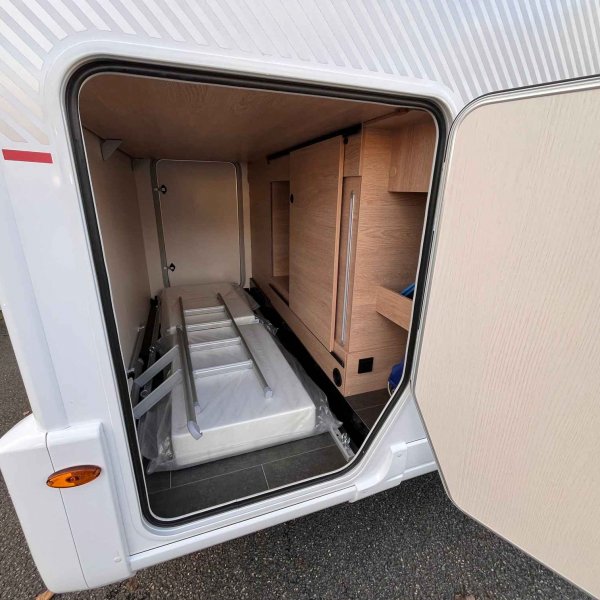 Antoine Caravanes et Camping Car PILOTE ATLAS 696 G Pilote