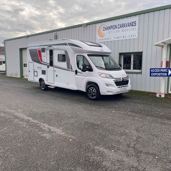 Antoine Caravanes et Camping Car LYSEO 684 G Burstner