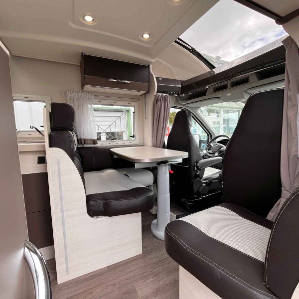 Antoine Caravanes et Camping Car QUARTZ 288 EB Challenger