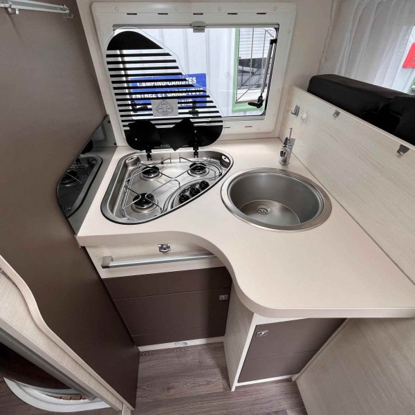 Antoine Caravanes et Camping Car QUARTZ 288 EB Challenger