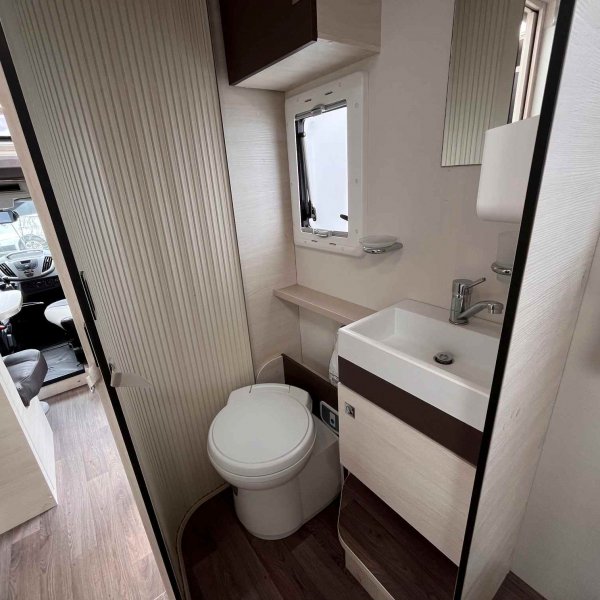 Antoine Caravanes et Camping Car QUARTZ 288 EB Challenger