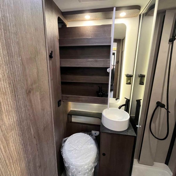 Antoine Caravanes et Camping Car BENIMAR TESSORO 483 Benimar