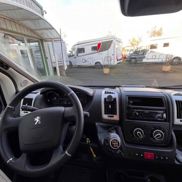 Antoine Caravanes et Camping Car DETHLEFFS GLOBETRAIL CVD 600 S Dethleffs