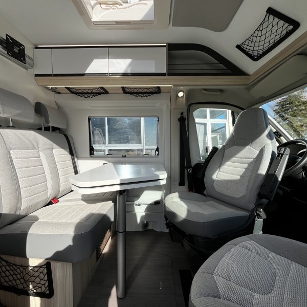 Antoine Caravanes et Camping Car TWIN 600 SP FAMILY Adria