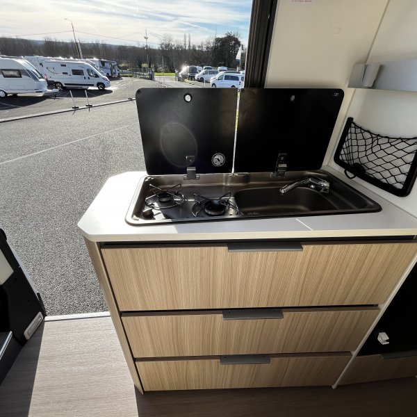 Antoine Caravanes et Camping Car TWIN 600 SP FAMILY Adria