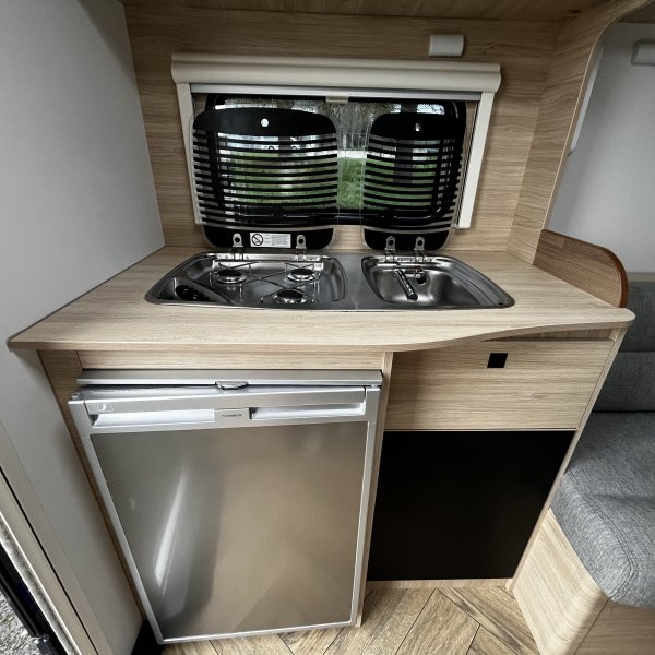 Antoine Caravanes et Camping Car SPORT LINE 410 Caravelair