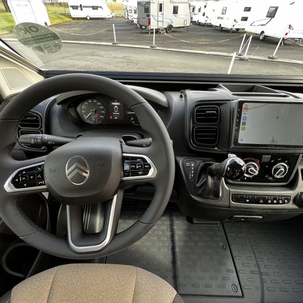 Antoine Caravanes et Camping Car 60 T Giottiline