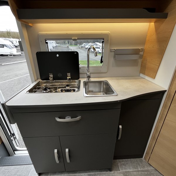 Antoine Caravanes et Camping Car SIENA 330 Giottiline