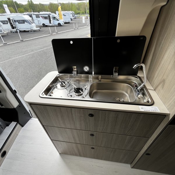 Antoine Caravanes et Camping Car R602A Randger