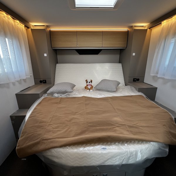 Antoine Caravanes et Camping Car COMPACT DC Adria