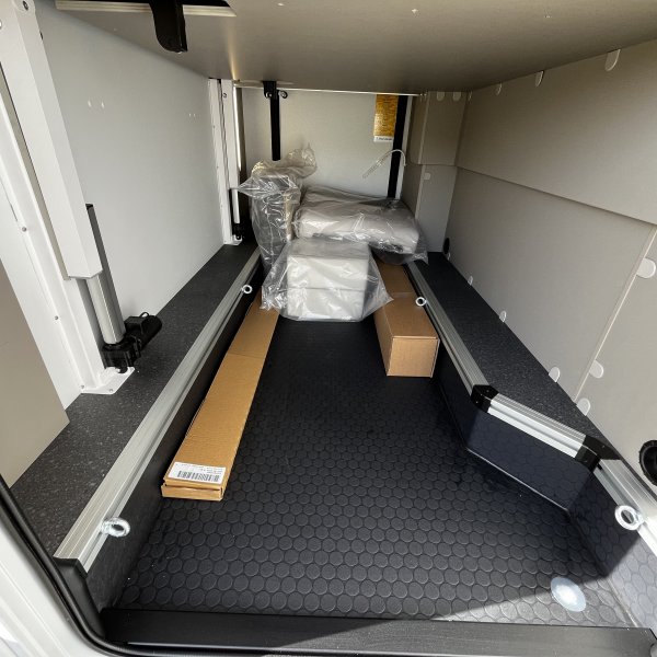 Antoine Caravanes et Camping Car COMPACT DC Adria