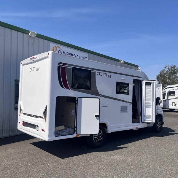 Antoine Caravanes et Camping Car COMPACT CX66 PREMIERE EDITION Giottiline