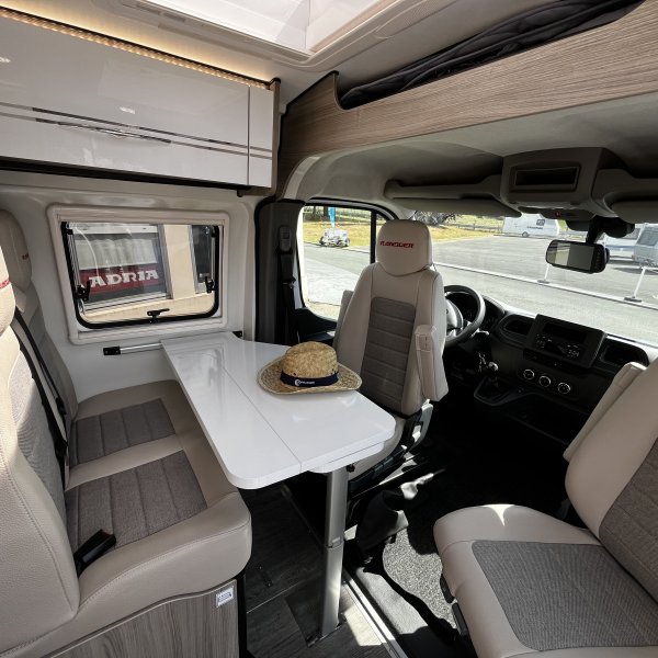 Antoine Caravanes et Camping Car R 621 Randger
